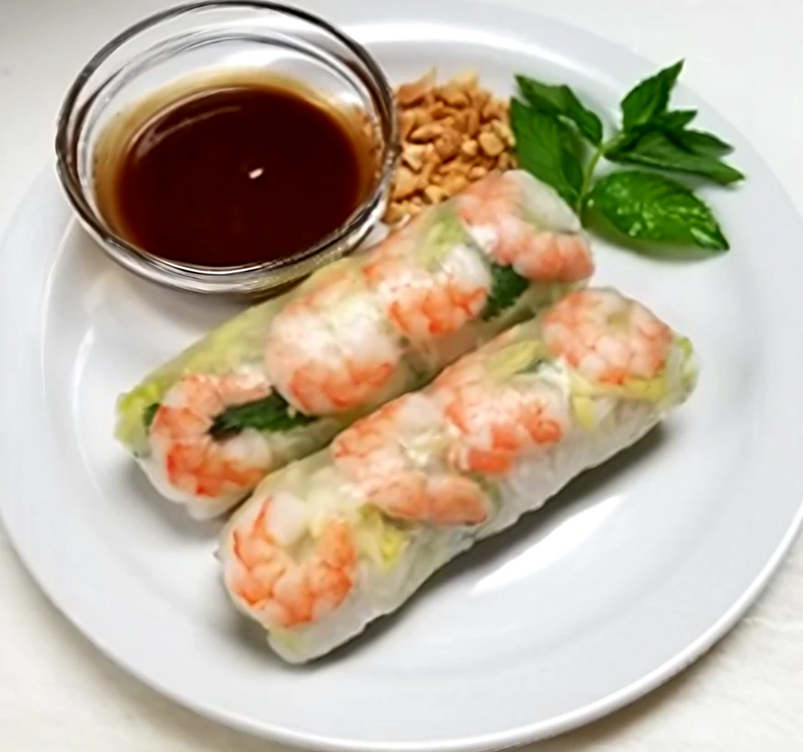 Shrimp fresh rolls