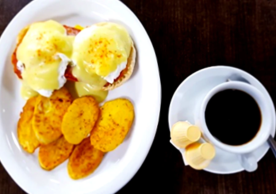 Eggs Benedict